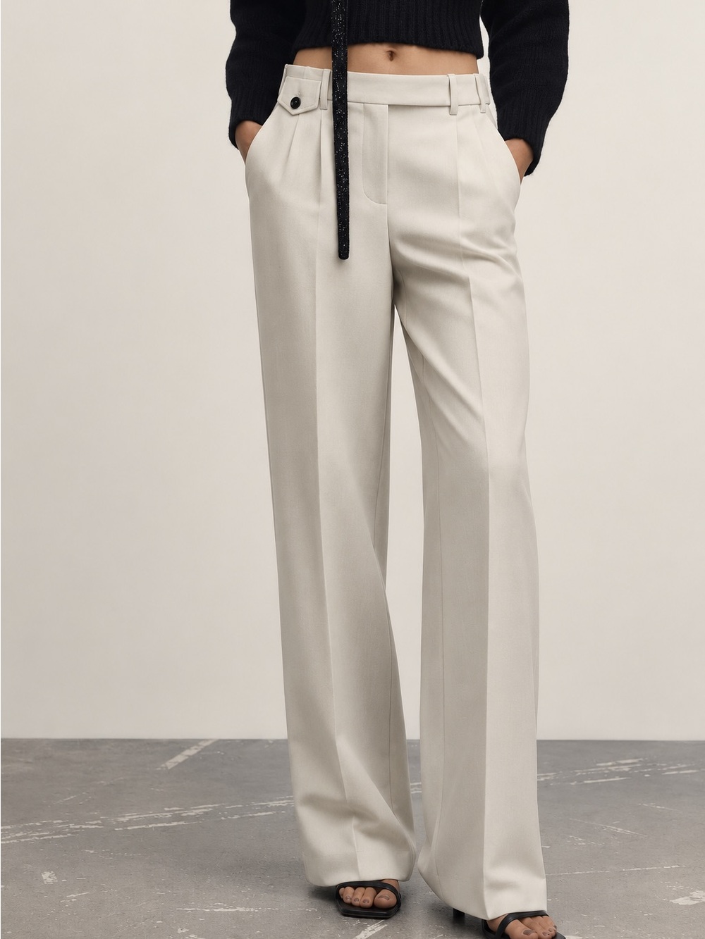 Zara • High waisted tailored full length trouser